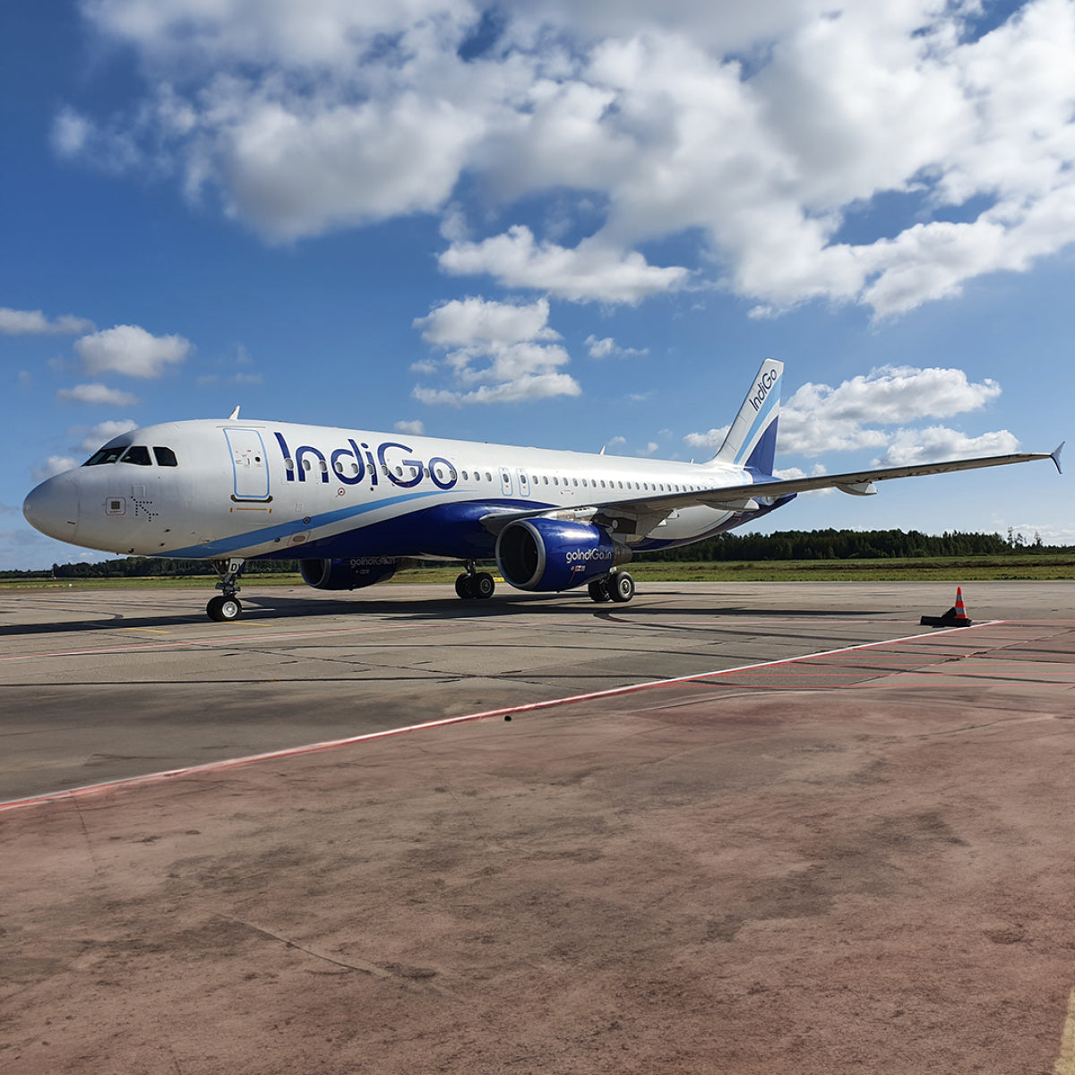 GoAir IndiGo A320 Aviationtags 4枚セット Aviationtag Indigo Airbus A320 Aircraft Skin Tag (VT-IDV)